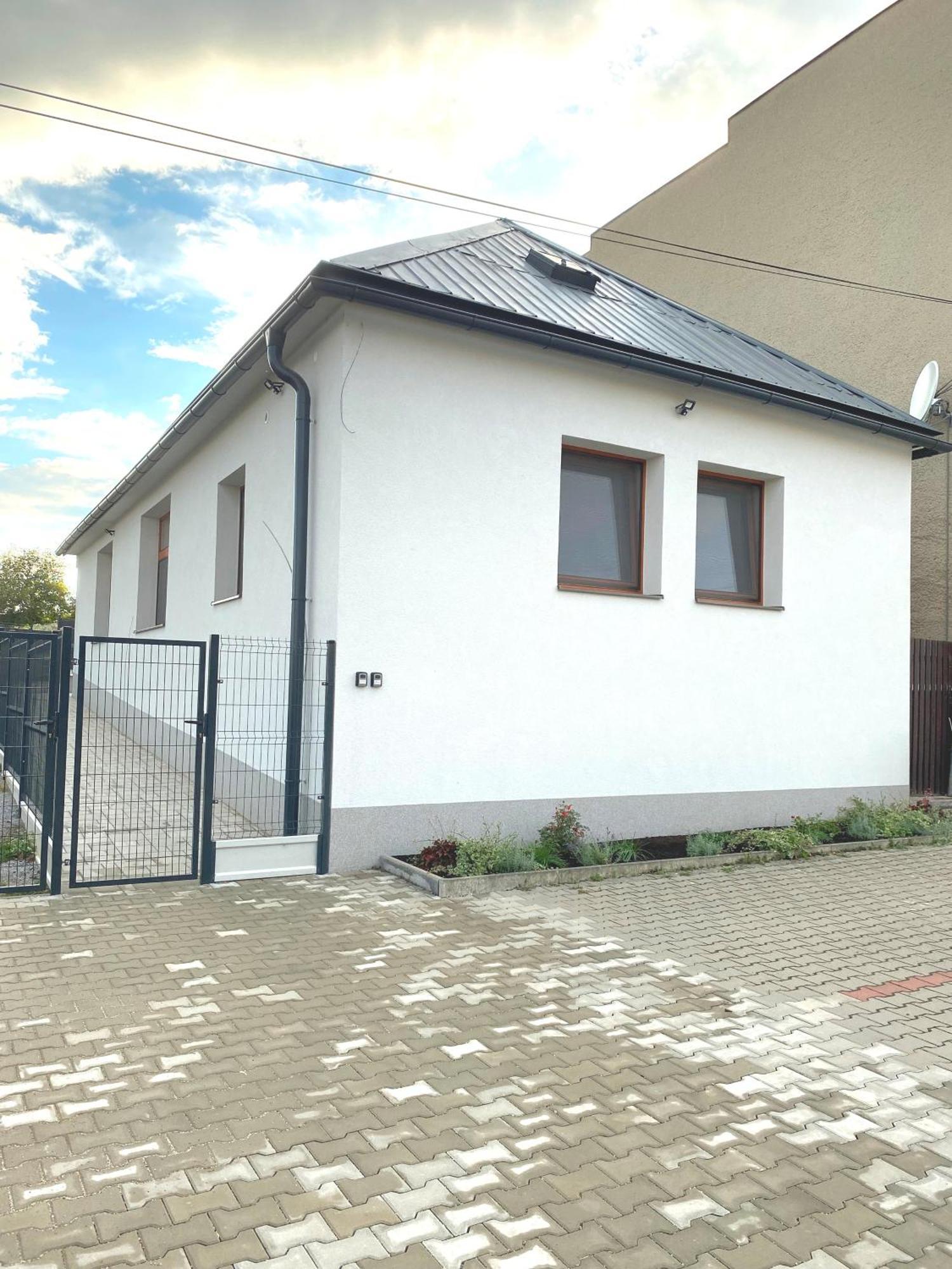 Ubytovanie Vo Dvore Badin Esterno foto